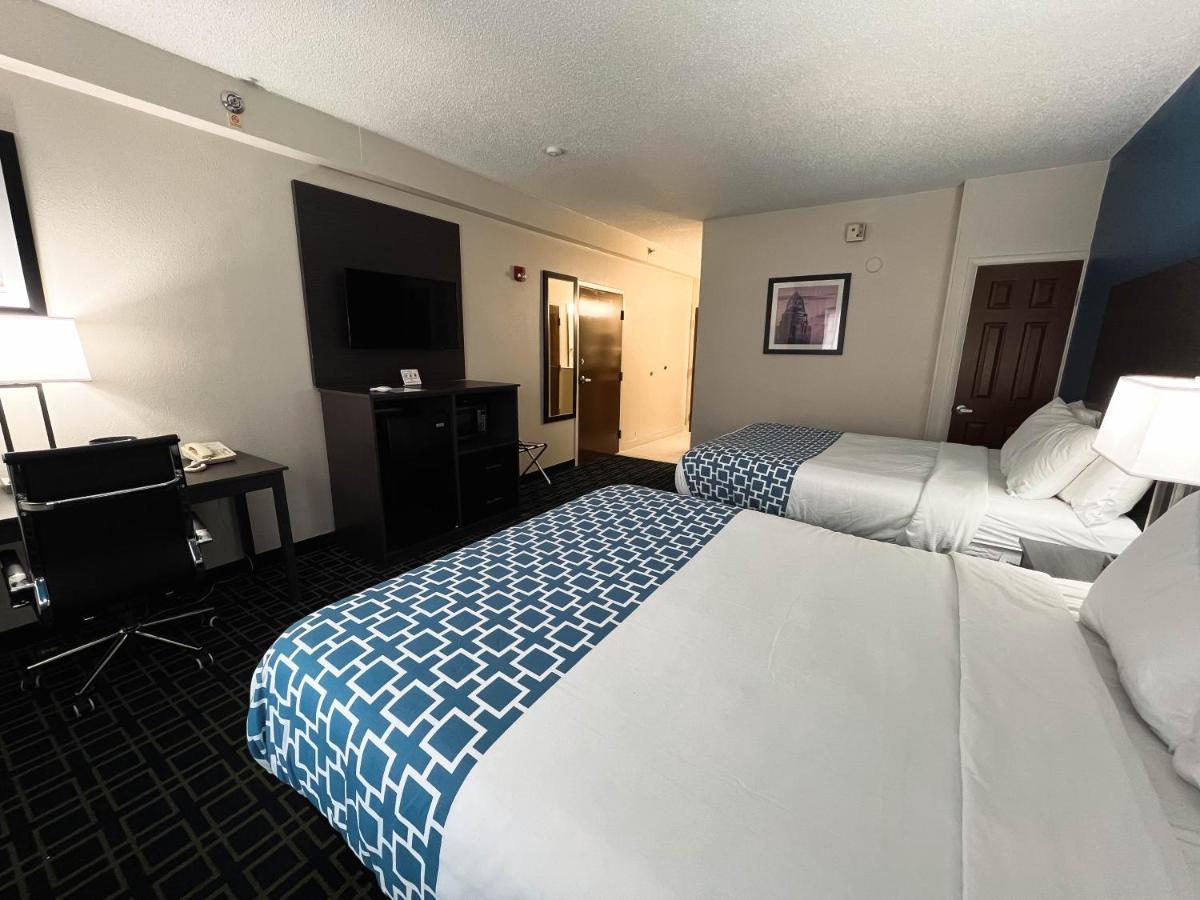Hotel Baymont By Wyndham 3*