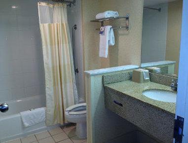 Baymont By Wyndham Hotel