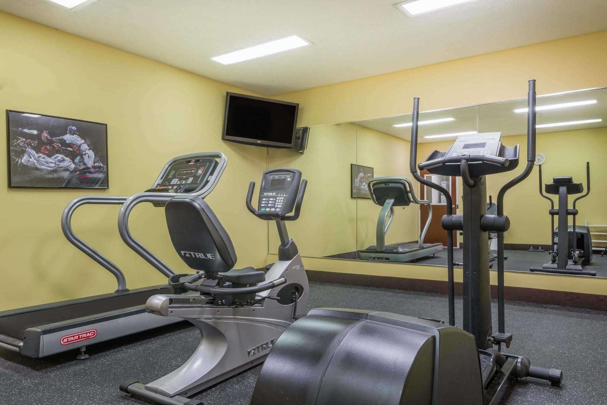 Baymont By Wyndham Hotel Greensburg